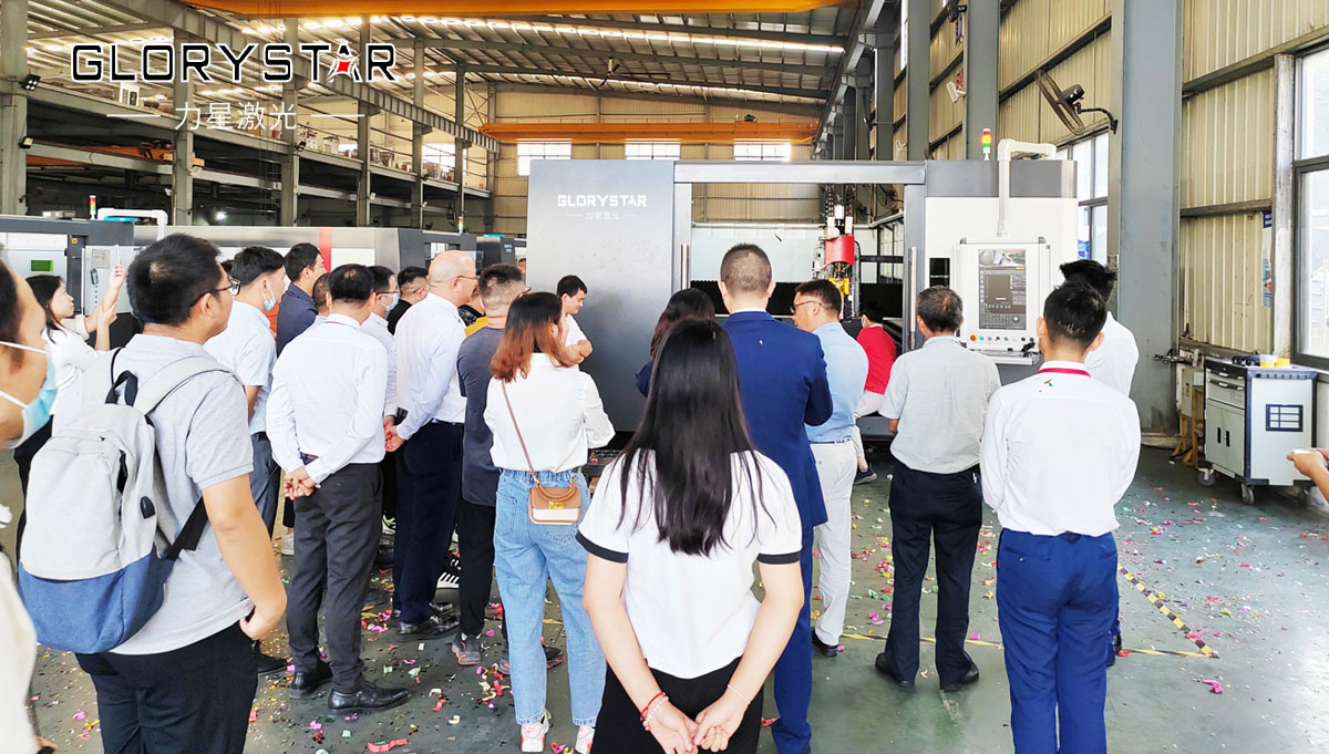 奋进新征程!1946伟德手机版下载40000瓦新品全球震撼发布! 奋进新征程!1946伟德手机版下载40000瓦新品全球震撼发布!